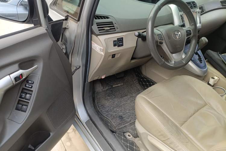 Used Toyota Verso 2011 180E CVT Elite Edition Driver Seat