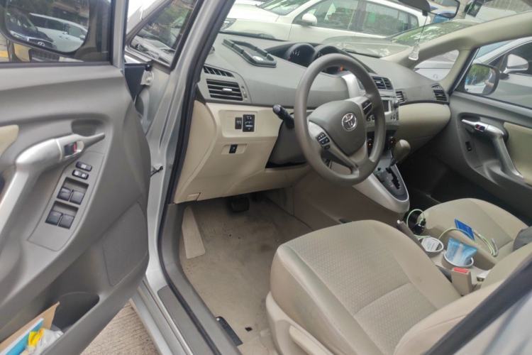Used Toyota Verso 2011 180E CVT Elite Edition Driver Seat