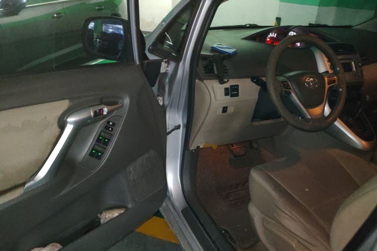 Used Toyota Verso 2011 180E CVT Elite Edition Driver Seat