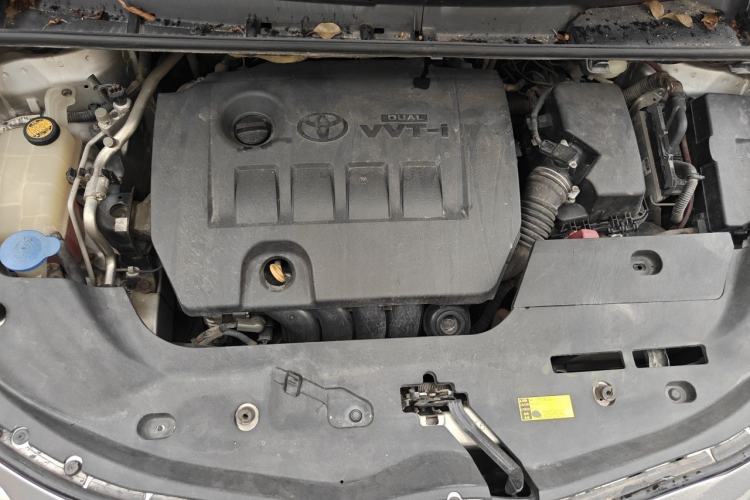 Used Toyota Verso 2011 180G CVT Luxury Edition Engine Bay