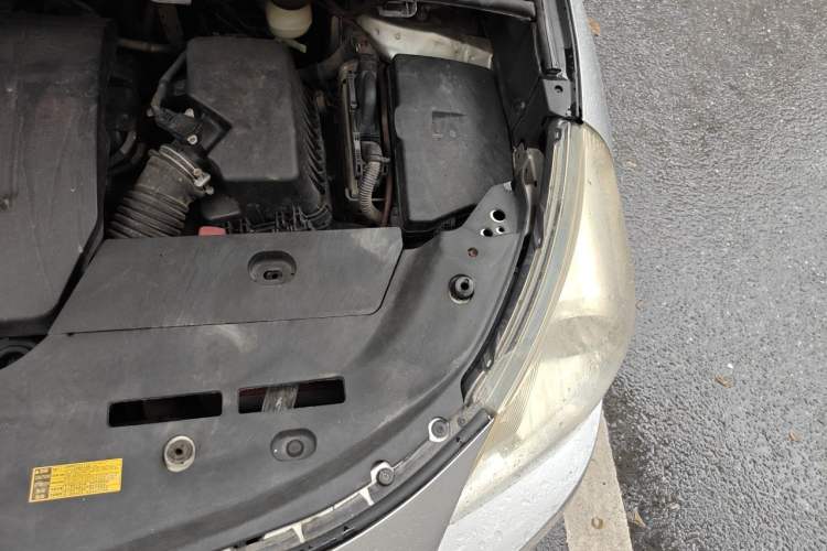 Used Toyota Verso 2011 180G CVT Luxury Edition Engine Bay Left