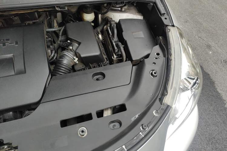 Used Toyota Verso 2011 180E CVT Elite Edition Engine Bay Left