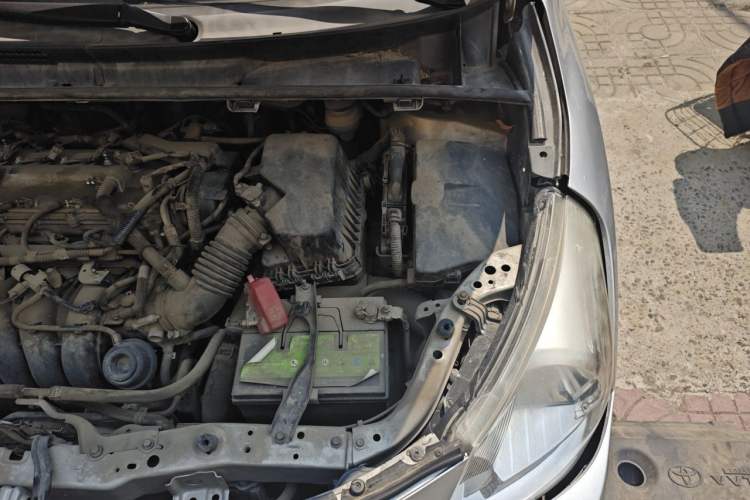 Used Toyota Verso 2011 180G CVT Luxury Edition Engine Bay Left