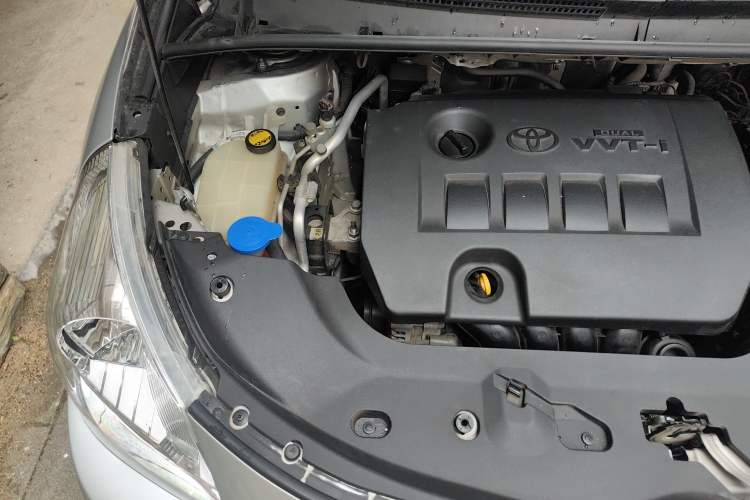 Used Toyota Verso 2011 180E CVT Elite Edition Engine Bay Right