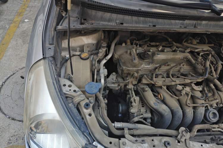 Used Toyota Verso 2011 180G CVT Luxury Edition Engine Bay Right