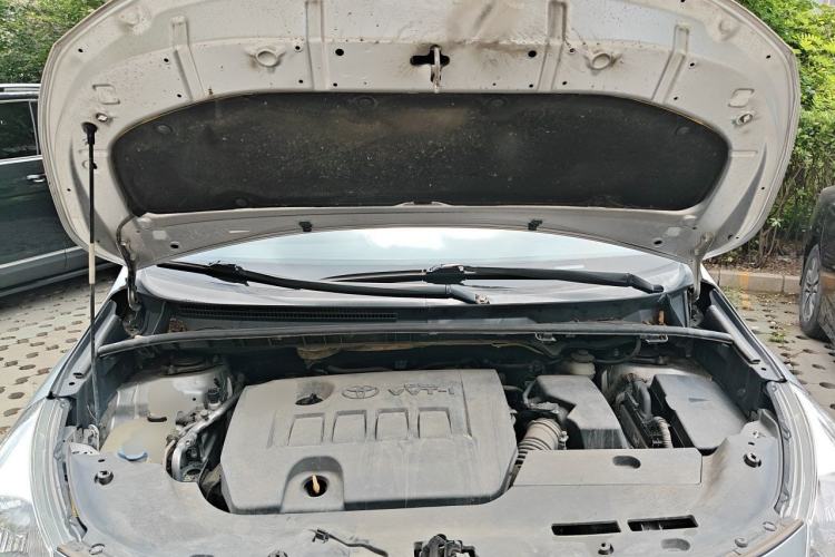 Used Toyota Verso 2011 200V CVT Ultimate Navigation Edition Engine Bay