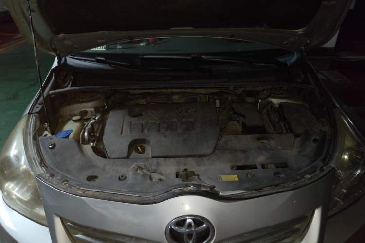 Used Toyota Verso 2011 160E Manual Elite Edition Engine Bay