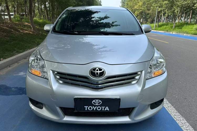 Used Toyota Verso 2011 180E CVT Elite Edition Engine Bay