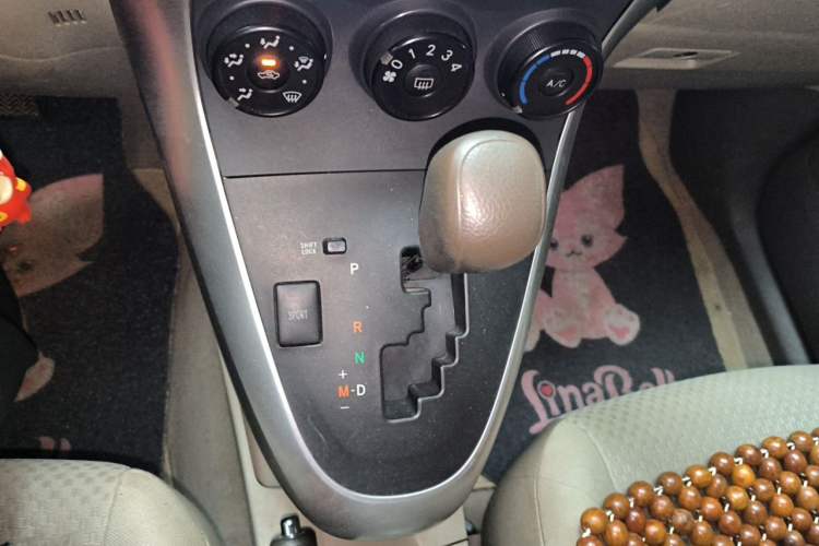 Used Toyota Verso 2011 180E CVT Elite Edition Gear Lever