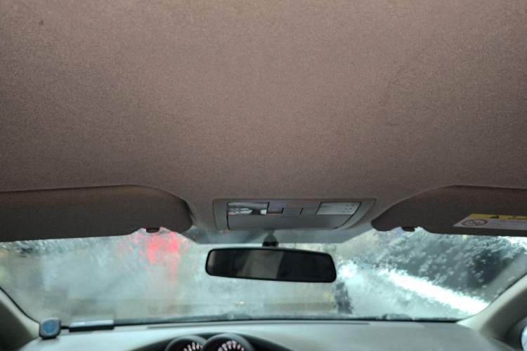 Used Toyota Verso 2011 180E CVT Elite Edition Headliner