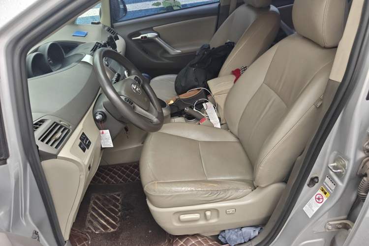 Used Toyota Verso 2011 180G CVT Luxury Edition Left Front Seat