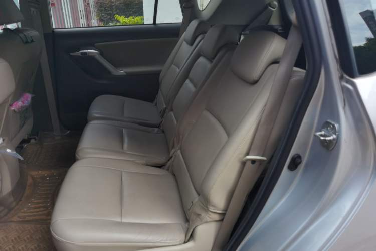 Used Toyota Verso 2011 180G CVT Luxury Multi-Function Version Left Rear Seat