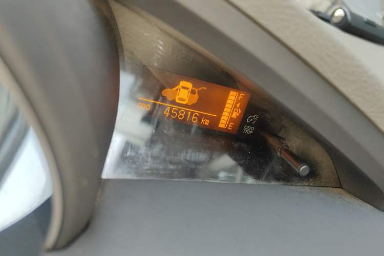 Used Toyota Verso 2011 180E CVT Elite Edition Odometer Close Up