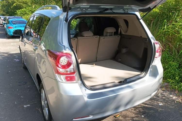 Used Toyota Verso 2011 180E CVT Elite Edition Rear Left 45 Deg