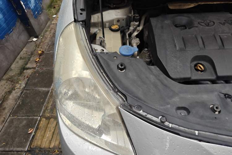 Used Toyota Verso 2011 180G CVT Luxury Edition Right Front Headlight