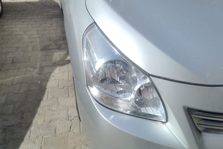 Used Toyota Verso 2011 180E CVT Elite Edition Right Front Headlight