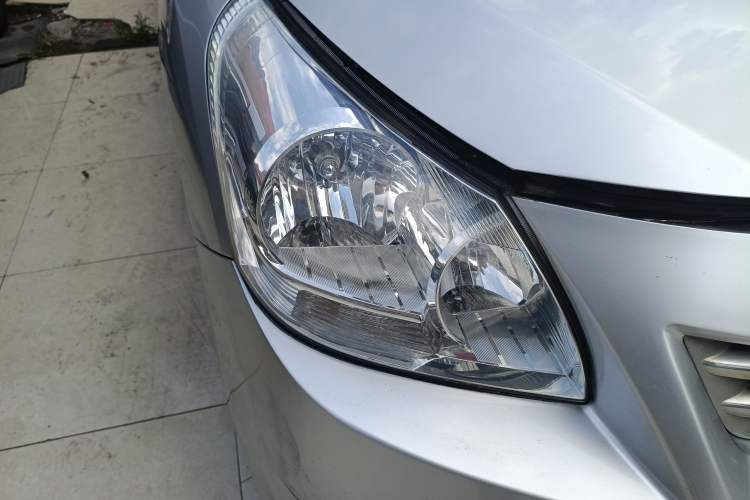 Used Toyota Verso 2011 180E CVT Elite Edition Right Front Headlight