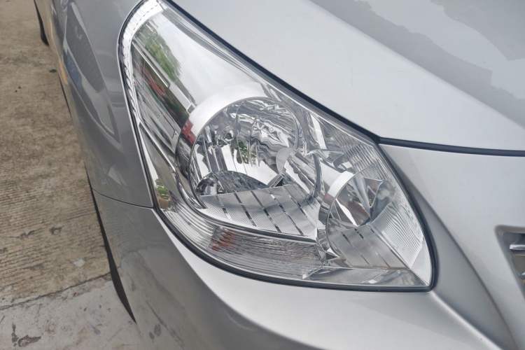 Used Toyota Verso 2011 180E CVT Elite Edition Right Front Headlight