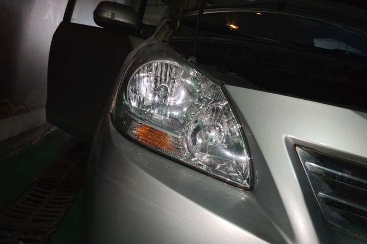 Used Toyota Verso 2011 180E CVT Elite Edition Right Front Headlight