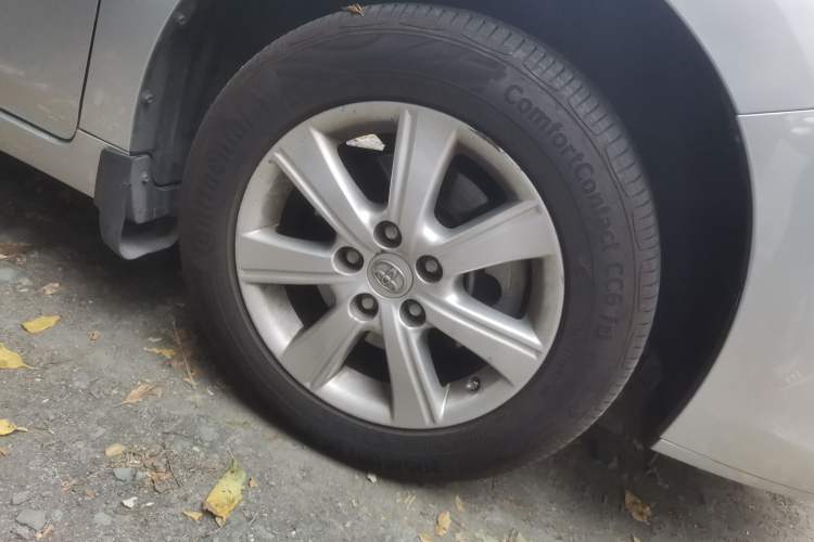 Used Toyota Verso 2011 180G CVT Comfort Edition Right Front Wheel Hub