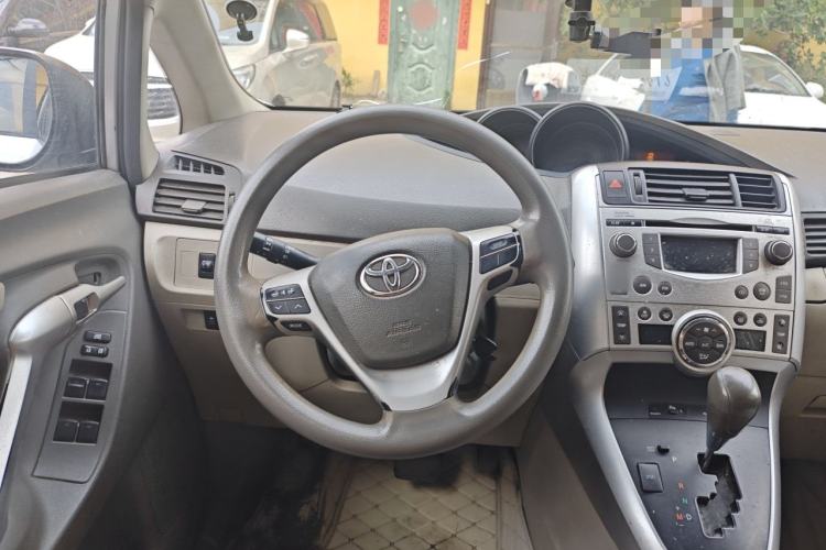 Used Toyota Verso 2011 180G CVT Luxury Edition Steering Wheel