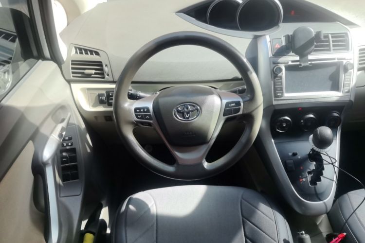 Used Toyota Verso 2011 180E CVT Elite Edition Steering Wheel