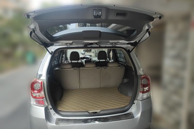 Used Toyota Verso 2011 180E CVT Elite Edition Trunk