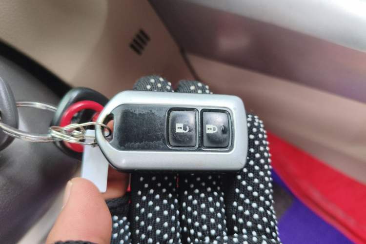Used Toyota Verso 2011 180E CVT Elite Edition Vehicle Key