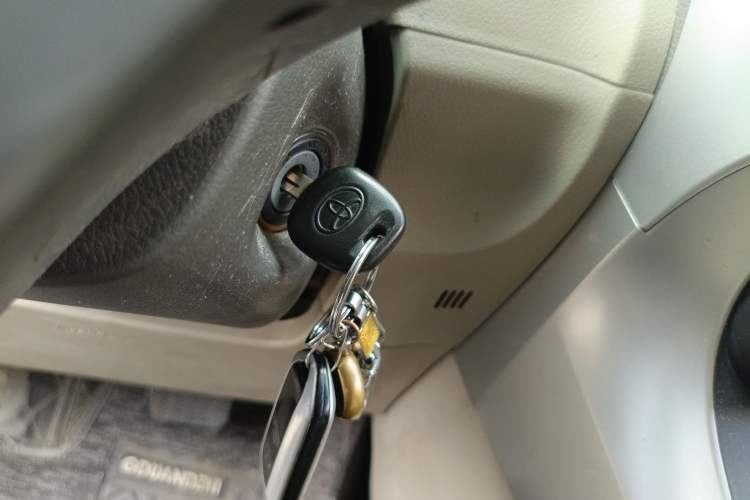 Used Toyota Verso 2011 180E CVT Elite Edition Vehicle Key