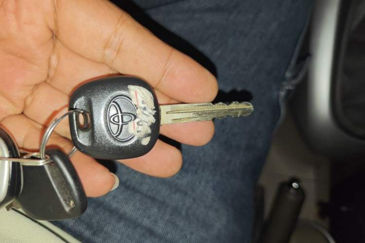Used Toyota Verso 2011 160E Manual Elite Edition Vehicle Key
