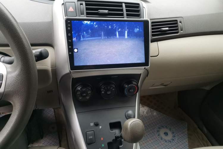 Used Toyota Verso 2011 180E CVT Elite Edition Audio And AC Panel