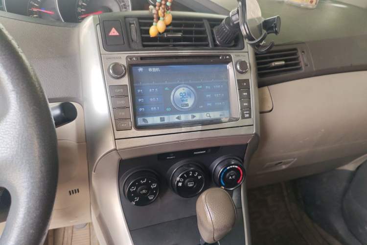 Used Toyota Verso 2011 180E CVT Elite Edition Audio And AC Panel