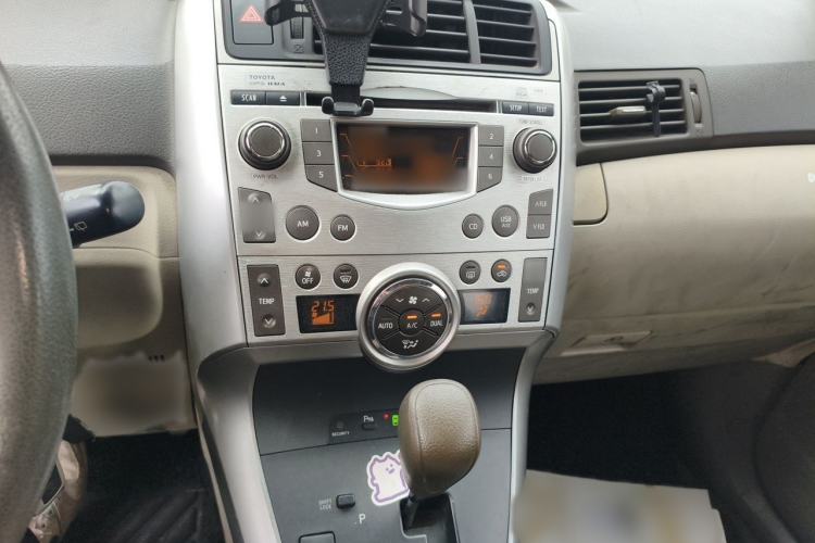 Used Toyota Verso 2011 180G CVT Luxury Edition Audio And AC Panel