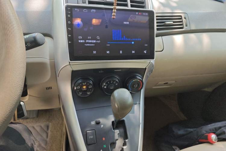 Used Toyota Verso 2011 180E CVT Elite Edition Audio And AC Panel