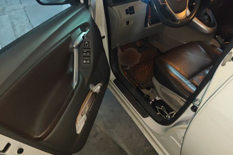Used Toyota Verso 2011 180E CVT Elite Edition Driver Seat
