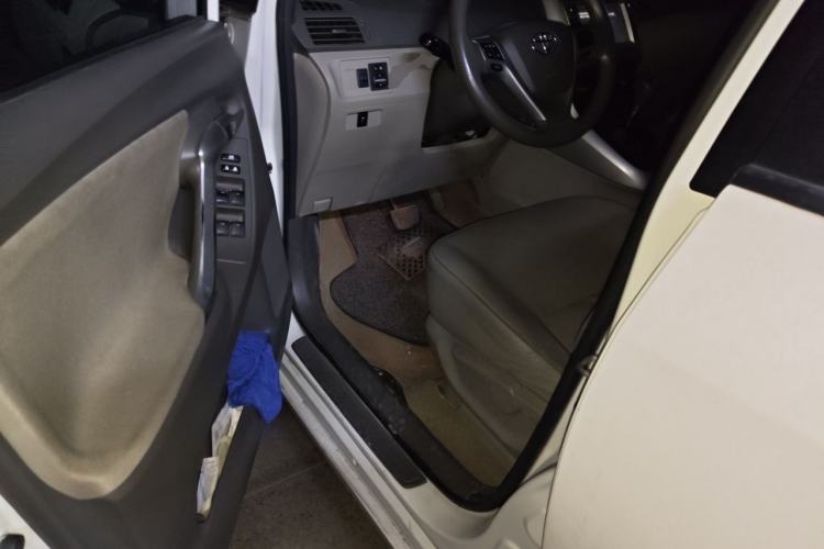 Used Toyota Verso 2011 180E CVT Elite Edition Driver Seat