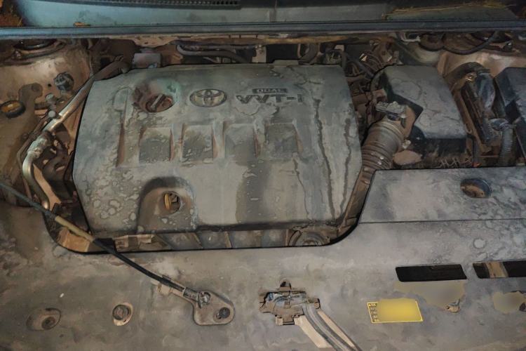 Used Toyota Verso 2011 180E CVT Elite Edition Engine Bay