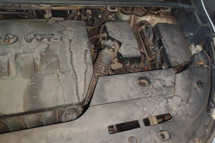 Used Toyota Verso 2011 180E CVT Elite Edition Engine Bay Left