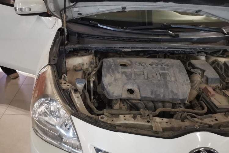 Used Toyota Verso 2011 180E CVT Elite Edition Engine Bay Right