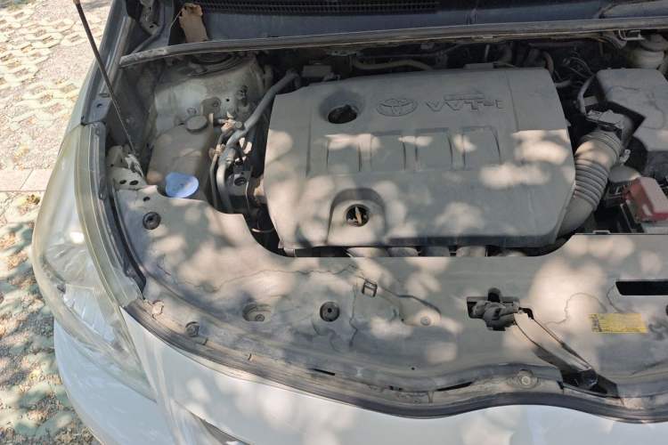 Used Toyota Verso 2011 180E CVT Elite Edition Engine Bay Right