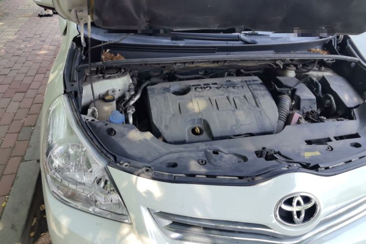 Used Toyota Verso 2011 180G CVT Luxury Multi-Function Version Engine Bay Right
