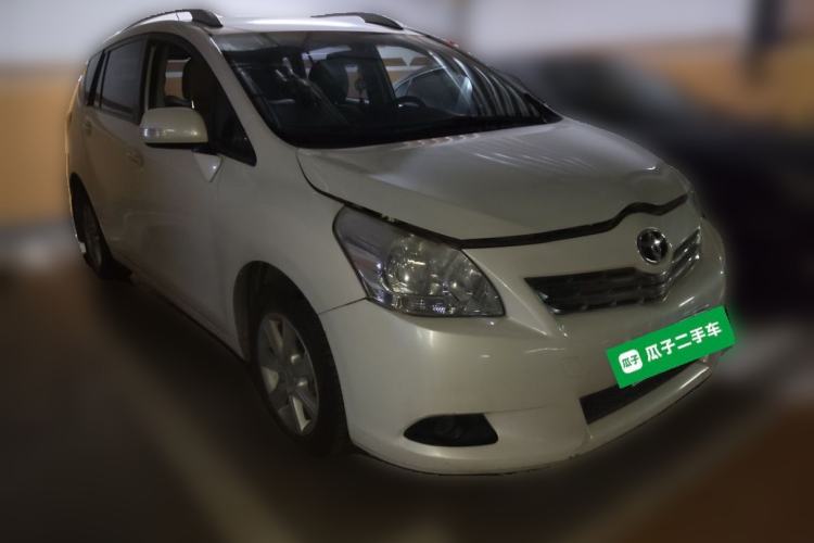 Used Toyota Verso 2011 180E CVT Elite Edition Front Right 45 Deg