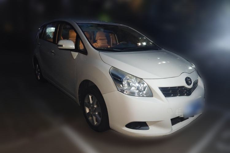 Used Toyota Verso 2011 180E CVT Elite Edition Front Right 45 Deg