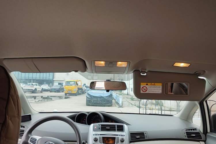Used Toyota Verso 2011 180E CVT Elite Edition Headliner