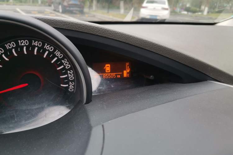 Used Toyota Verso 2011 180E CVT Elite Edition Odometer Close Up
