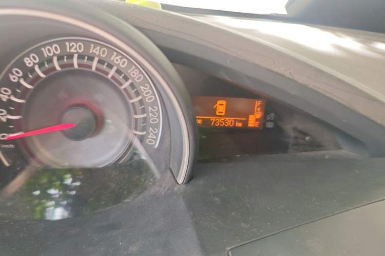 Used Toyota Verso 2011 180E CVT Elite Edition Odometer Close Up