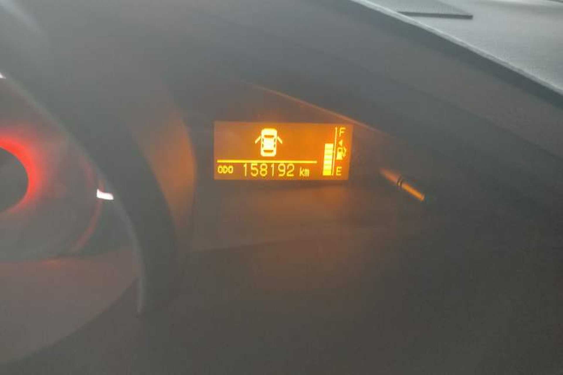 Used Toyota Verso 2011 180E CVT Elite Edition Odometer Close Up