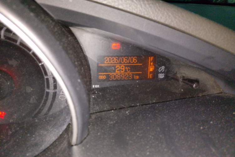 Used Toyota Verso 2011 180E CVT Elite Edition Odometer Close Up