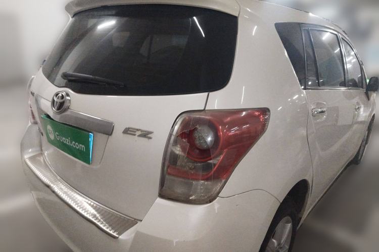 Used Toyota Verso 2011 180E CVT Elite Edition Rear Right 45 Deg