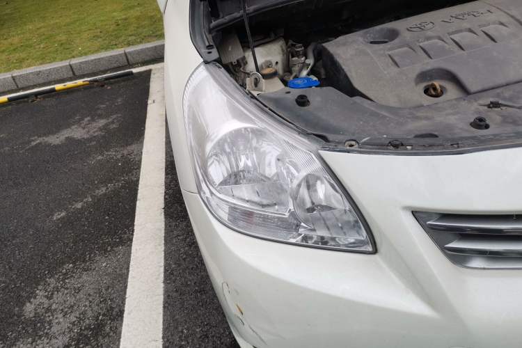 Used Toyota Verso 2011 180E CVT Elite Edition Right Front Headlight